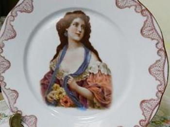 Plate - white porcelain - Victoria Austria - 1910